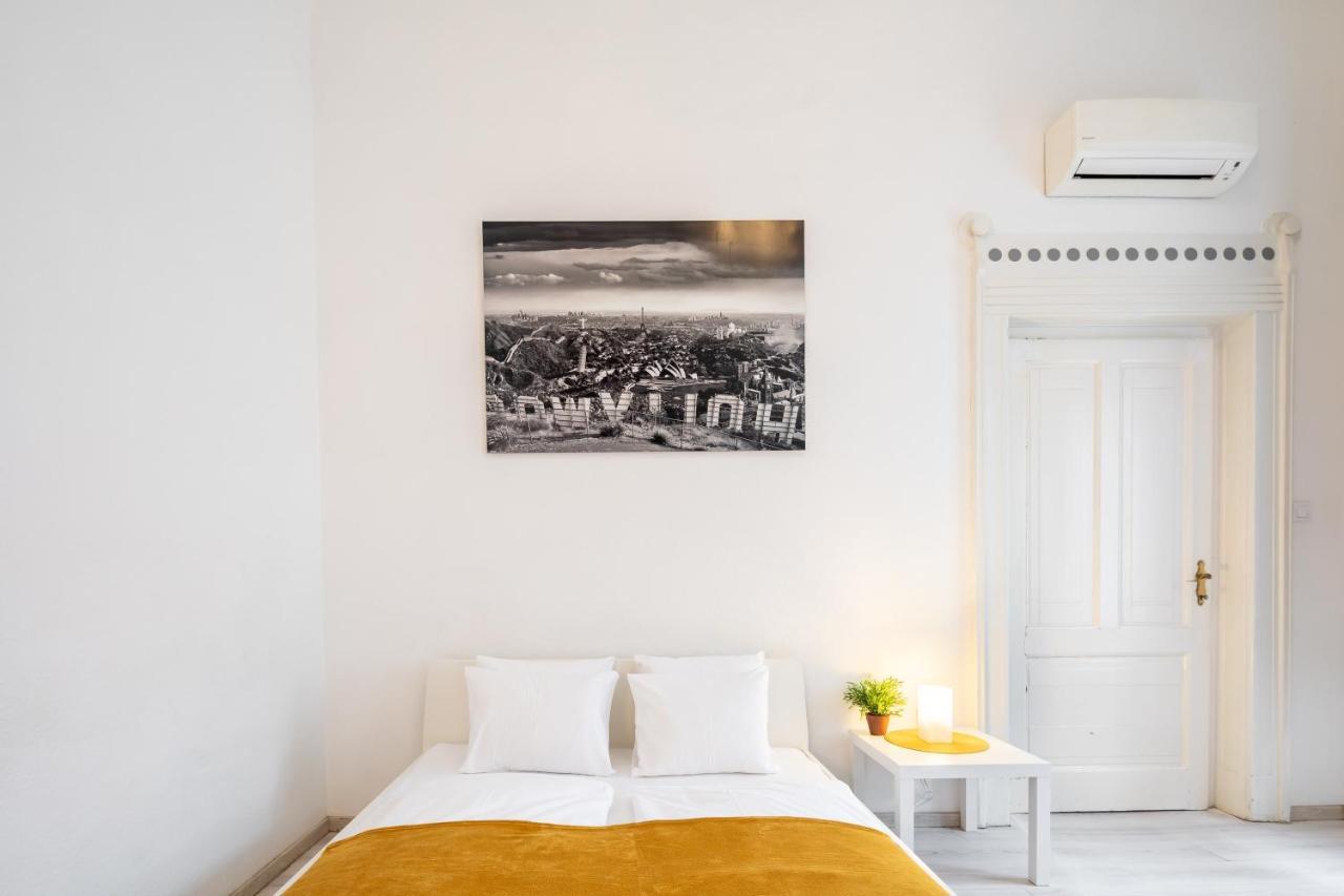 New, High Quality Apartment In The City Center Budapesta Exterior foto